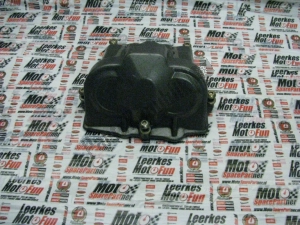 aprilia AP0211667 rear valves cover - Linkerkant