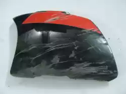 Aquí puede pedir deflector derecho, negro de Aprilia , con el número de pieza AP8168430: