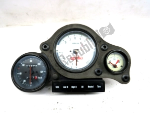 aprilia AP8212252 dashboard - Overzicht