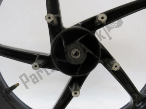 aprilia AP8128119 frontwheel, black, 17, 2.50, 5 - Left side