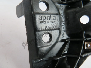 aprilia AP8154084 kuipruit support - Midden