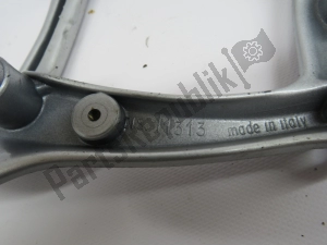 aprilia AP8238312 portabagagli. grigio - immagine 14 di 16