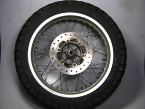 aprilia AP8108471 wheel - Left side