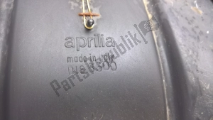 aprilia ap8229103 seat - image 17 of 18