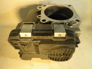 aprilia 872230 throttle body - image 12 of 14