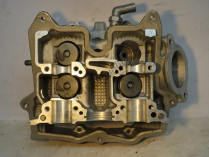 aprilia AP0613406 cylinder head, front - image 18 of 20