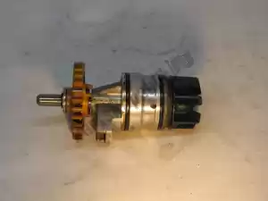 bmw 11517655261 water pump - Bottom side