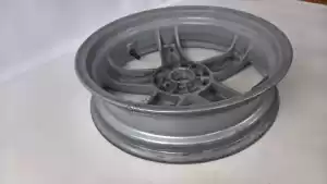 piaggio 598022 rear wheel - image 12 of 30