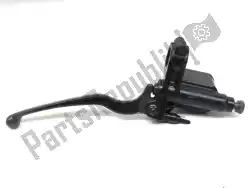 Here you can order the brake pump from Piaggio, with part number CM081205: