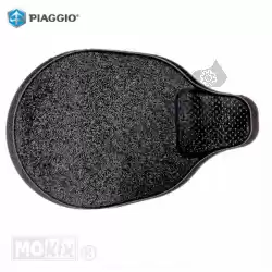 Here you can order the plastic plug from Piaggio Group, with part number 657135: