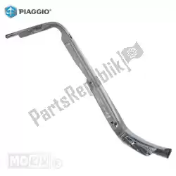 Here you can order the right-hand shield edge from Piaggio Group, with part number 673639: