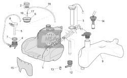 Oil and fuel tank