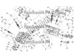 Cylinder head - valves