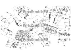 Cylinder head - valves