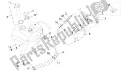 Oil and fuel tank