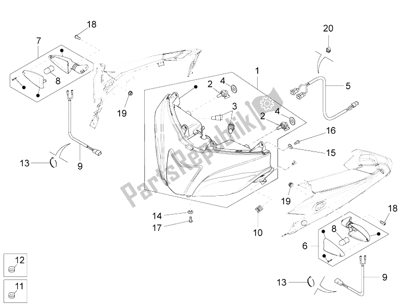 Toutes les pièces pour le Feux Avant du Aprilia RS4 50 2T 2011