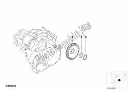 Intermediate wheel, oil pump