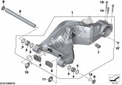 Rear wheel swinging arm