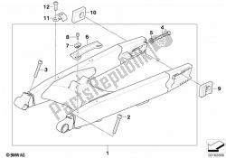 Rear wheel swinging arm