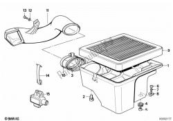 Bottom air cleaner housing/air cleaner