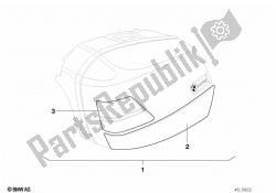 Installing set moulding rocker panel