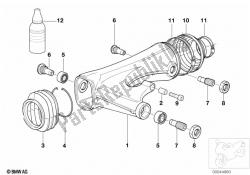 Rear wheel swinging arm