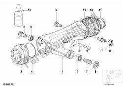 Rear wheel swinging arm