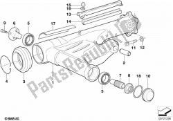 Rear wheel swinging arm