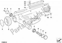 Rear wheel swinging arm