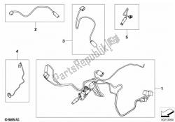 Auxiliary cable