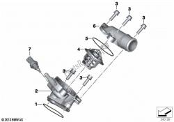 Thermostat housing with thermostat