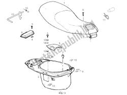 selle - compartiment casque