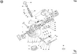 Horizontal cylinder head