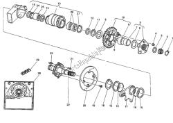 HUB, REAR WHEEL