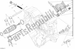 GEAR CHANGE MECHANISM