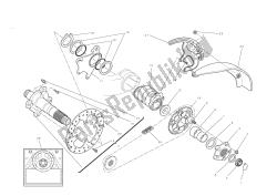 REAR WHEEL AXLE