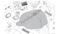 dibujo 032 - tanque de combustible [mod: m 821; xst: marco de grupo aus, eur, fra, jap]