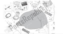 disegno 032 - serbatoio del carburante [mod: m 821; xst: aus, eur, fra, jap] gruppo telaio