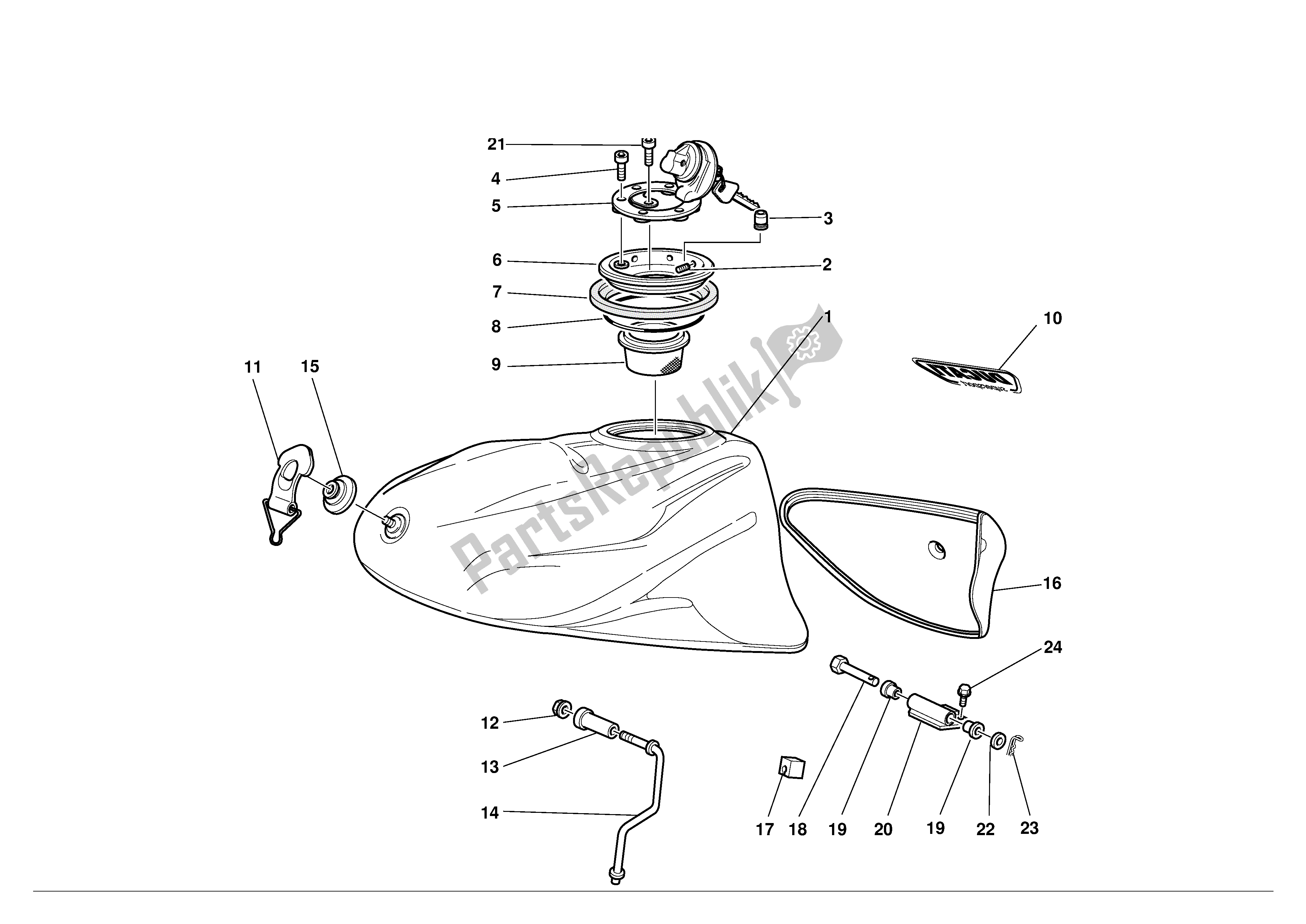 Todas las partes para Depósito De Combustible de Ducati Supersport 900 2001