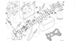 rysunek 18a - pojemnik na baterie [mod: 1299s; xst: aus, eur, fra, jap, twn] grupa elektryczna