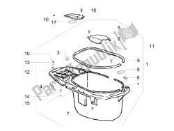 logement de casque - sous la selle