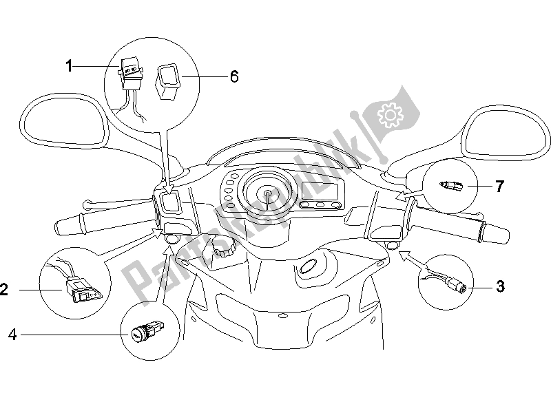 Todas las partes para Selectores - Interruptores - Botones de Gilera Runner 125 VX 4T UK 2005