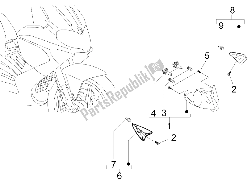 Toutes les pièces pour le Phares Avant - Clignotants du Gilera Runner 125 VX 4T UK 2005