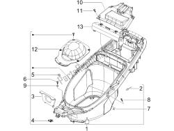 logement de casque - sous la selle