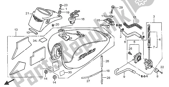 Tutte le parti per il Serbatoio Di Carburante del Honda VT 750C 2005