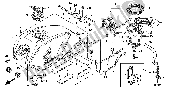 Alle onderdelen voor de Benzinetank van de Honda CB 1300 SA 2008
