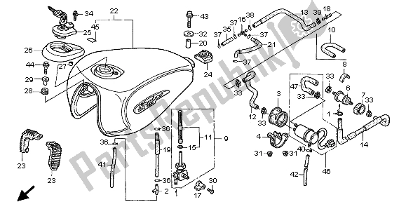 Alle onderdelen voor de Brandstoftank En Brandstofpomp van de Honda VT 1100C3 1999