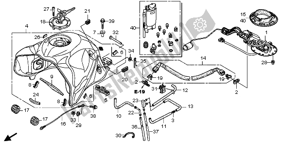 Alle onderdelen voor de Benzinetank van de Honda XL 700 VA Transalp 2009