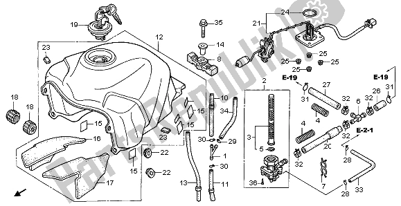 All parts for the Fuel Tank of the Honda XL 650V Transalp 2006