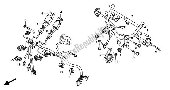 All parts for the Cowl Stay of the Honda ST 1300 2004